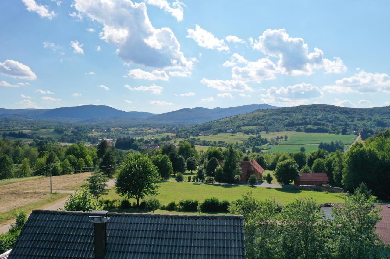 Holiday Home Ostrun Rakovica Ngoại thất bức ảnh