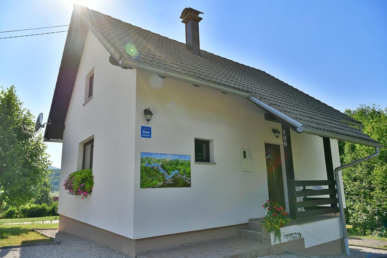 Holiday Home Ostrun Rakovica Ngoại thất bức ảnh