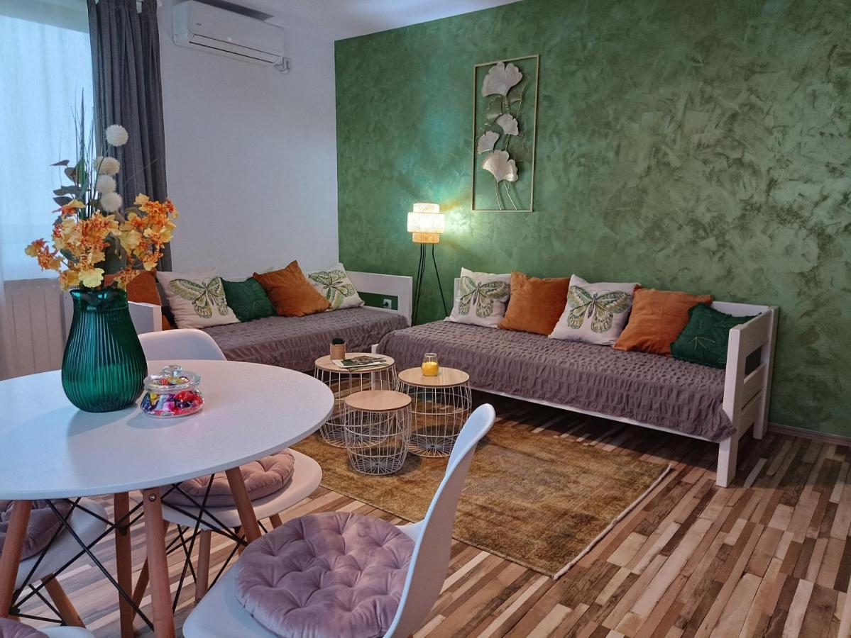 Holiday Home Ostrun Rakovica Ngoại thất bức ảnh